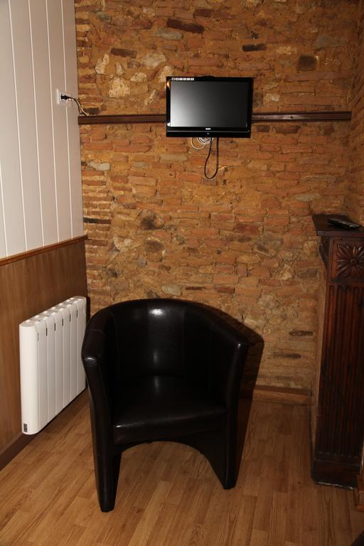 Café de France Bed and Breakfast Eauze Habitación foto